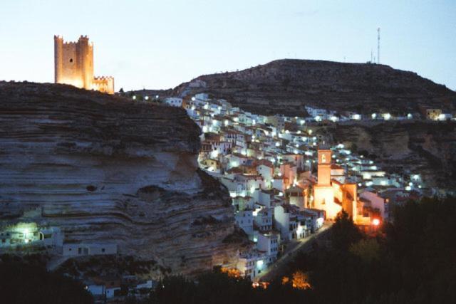 אלקלה דל חוקאר Casa Rural El Abejorro מראה חיצוני תמונה