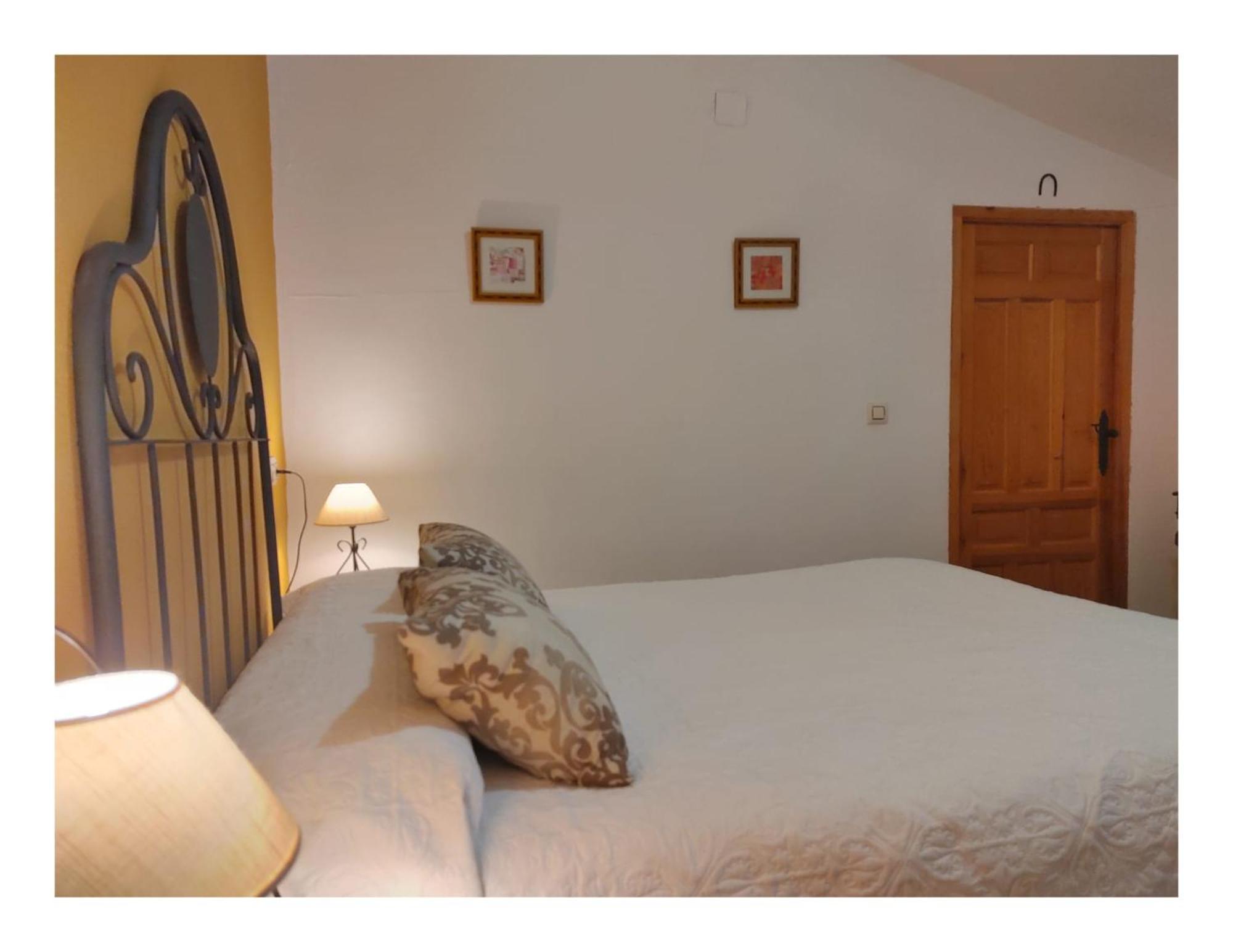 אלקלה דל חוקאר Casa Rural El Abejorro מראה חיצוני תמונה